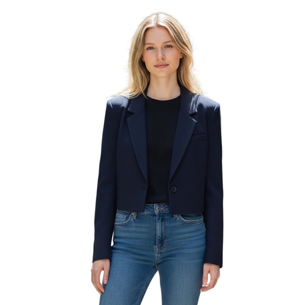 Abercrombie & Fitch Cropped Blazer